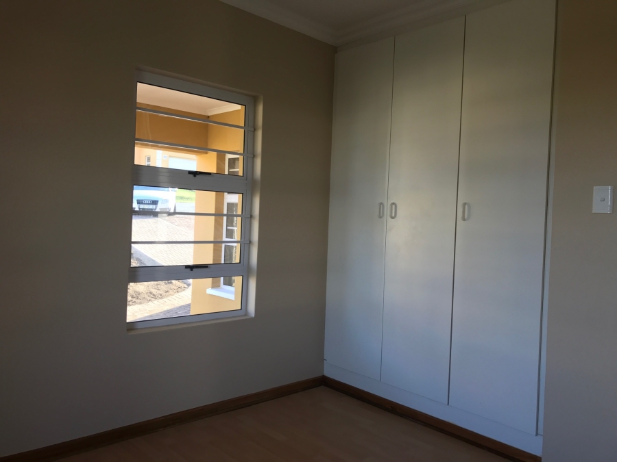 To Let 3 Bedroom Property for Rent in Beacon Bay Eastern Cape